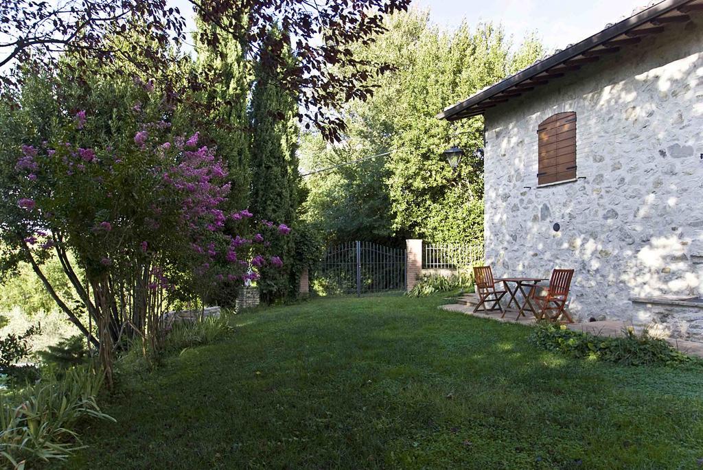 Casale Del Monsignore สโปเลโต ภายนอก รูปภาพ