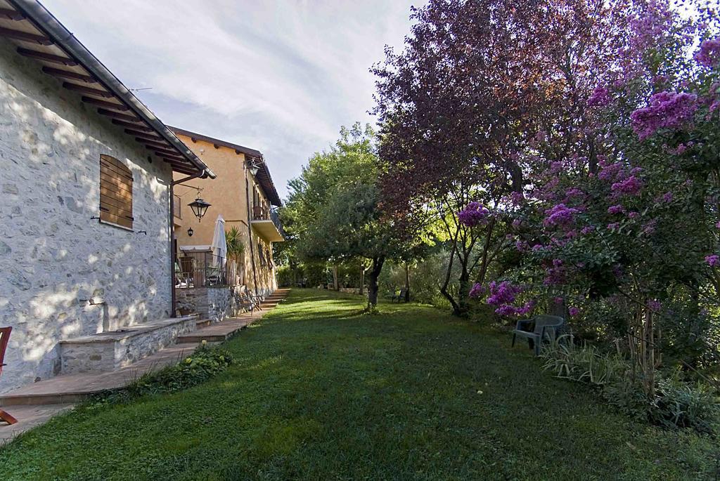 Casale Del Monsignore สโปเลโต ภายนอก รูปภาพ