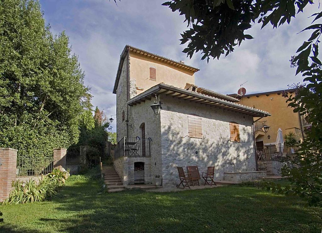 Casale Del Monsignore สโปเลโต ภายนอก รูปภาพ
