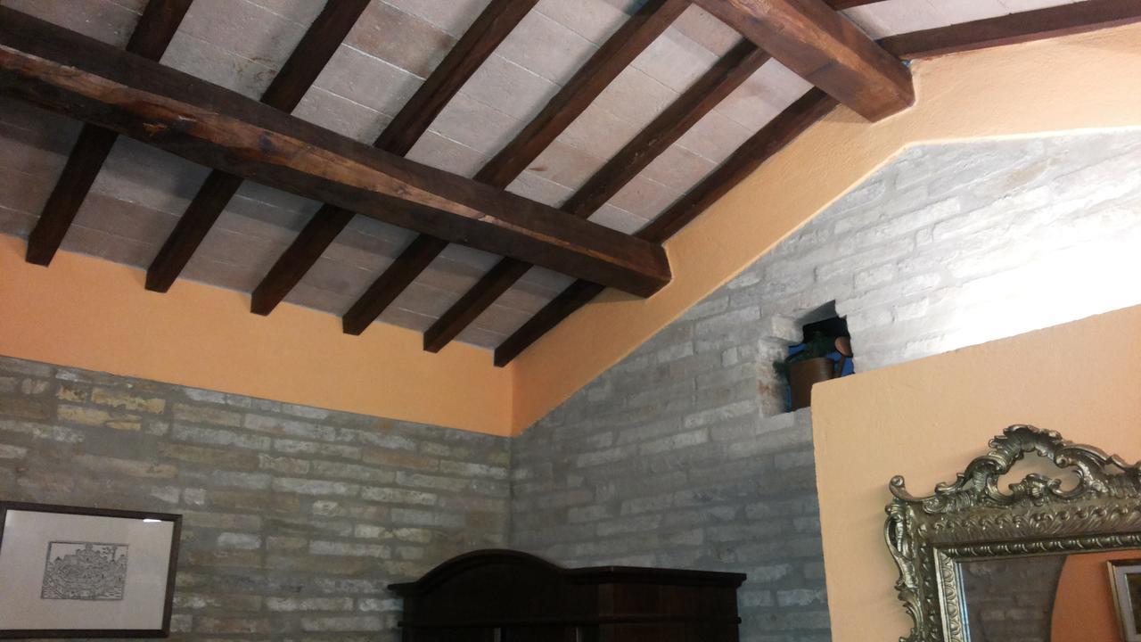 Casale Del Monsignore สโปเลโต ภายนอก รูปภาพ