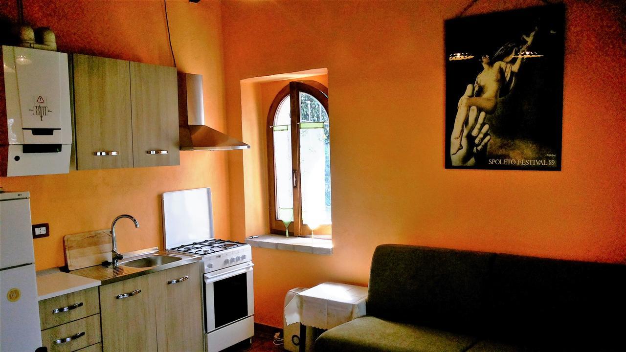 Casale Del Monsignore สโปเลโต ภายนอก รูปภาพ