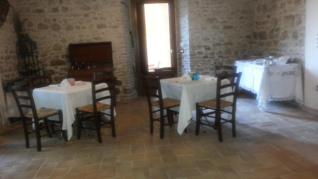 Casale Del Monsignore สโปเลโต ภายนอก รูปภาพ