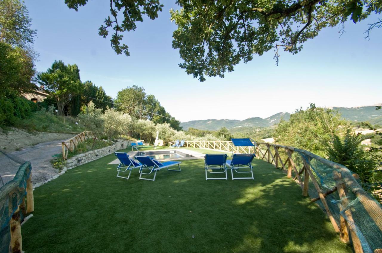 Casale Del Monsignore สโปเลโต ภายนอก รูปภาพ