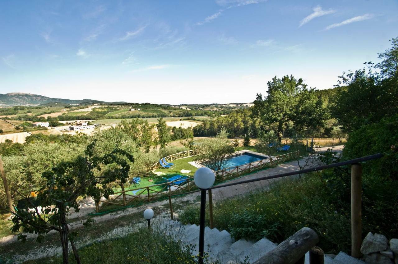 Casale Del Monsignore สโปเลโต ภายนอก รูปภาพ