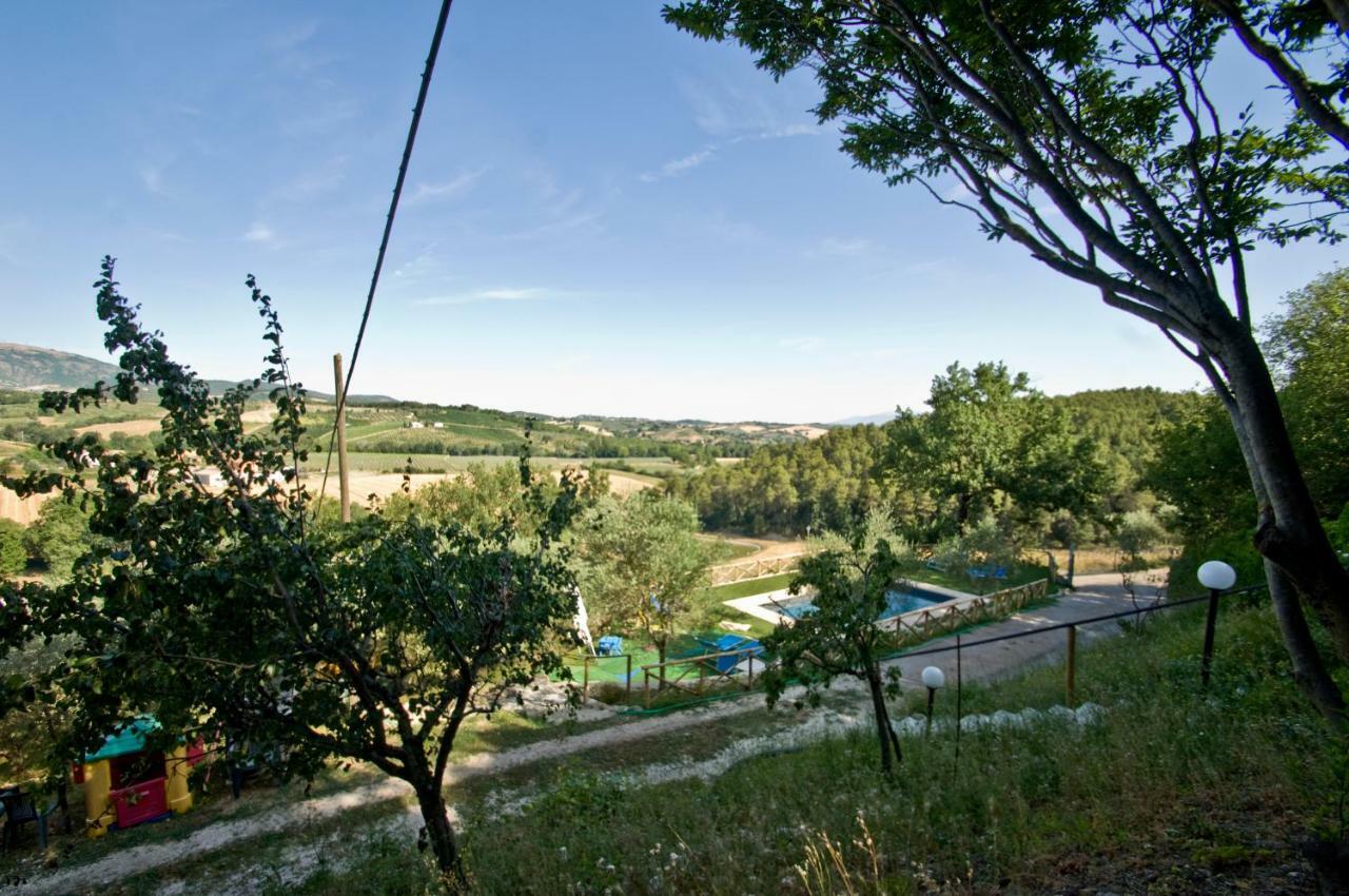 Casale Del Monsignore สโปเลโต ภายนอก รูปภาพ